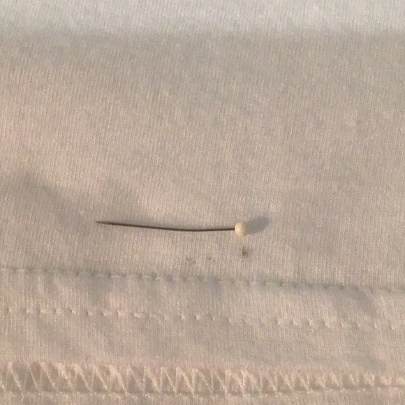 💕NWT💕 Pink + Dolphin tee size medium - Picture 8 of 11